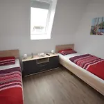 度假居 Doppelhaushaelfte Nordseewind