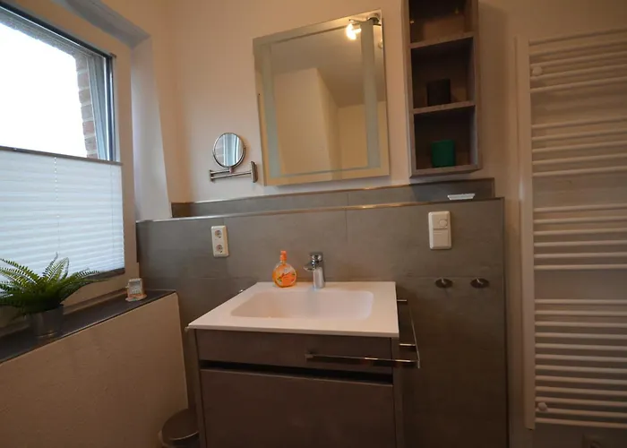 Doppelhaushaelfte Nordseewind 卡罗利嫩西尔